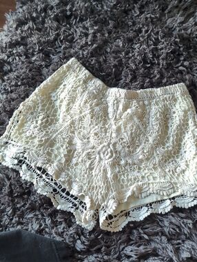 blue island Cream Crochet Lace Shorts